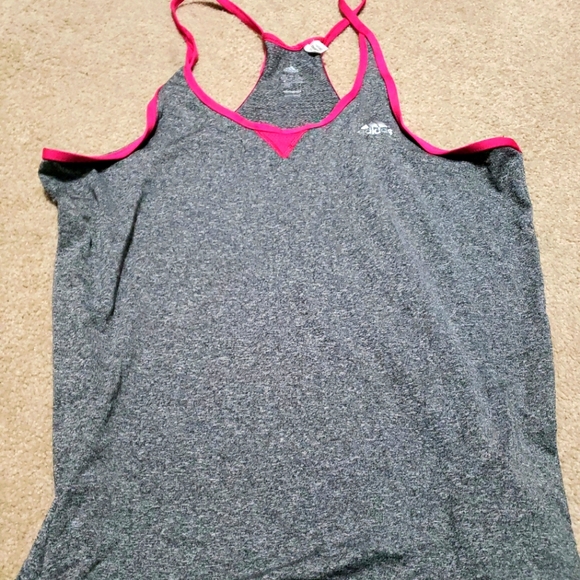 Free with purchase Adidas climacool tank - Picture 1 of 3